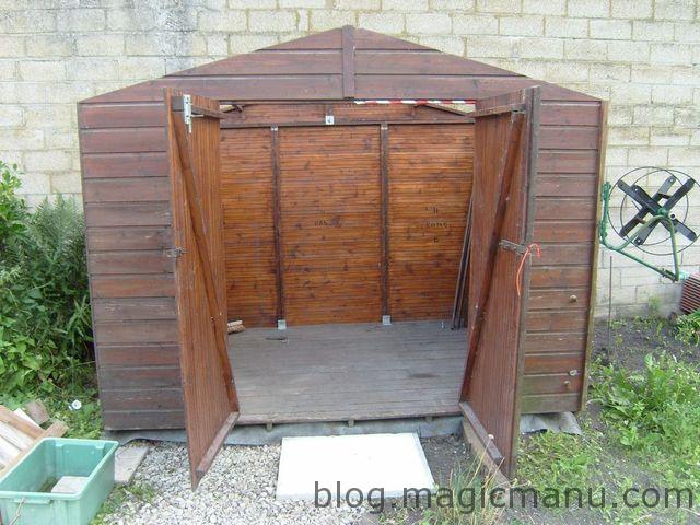 Blog de magicmanu : Aménagement de notre maison, Abri de jardin - Le montage
