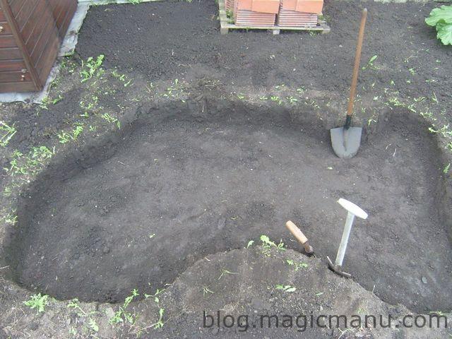 Blog de magicmanu : Aménagement de notre maison, Bassin de jardin - Le trou