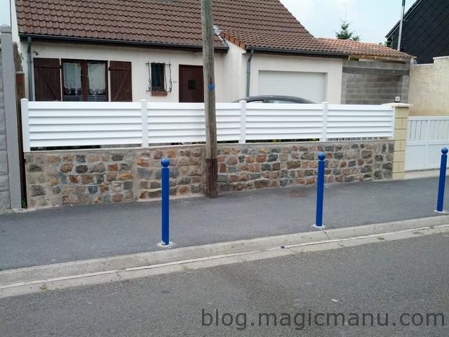 Blog de magicmanu : Aménagement de notre maison, Clôture façade en PVC
