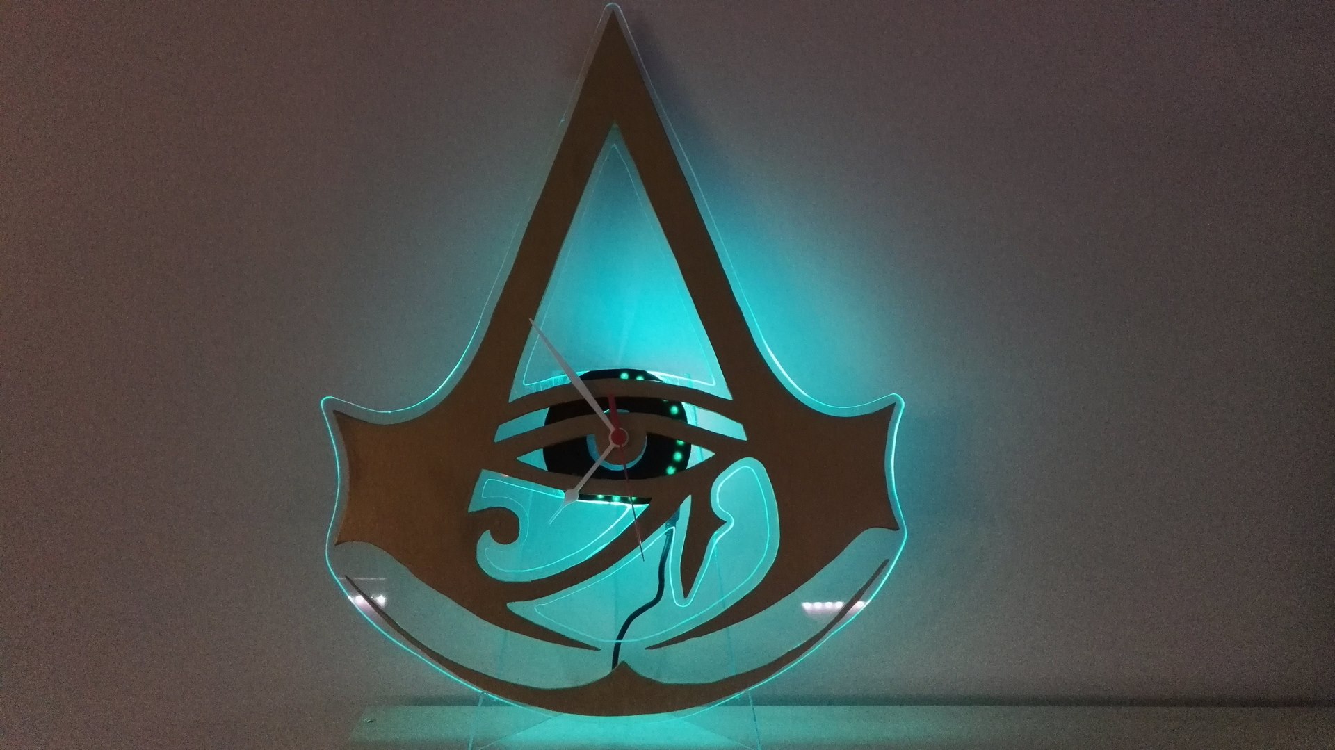 horloge-led-assassins-creed-2