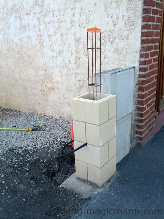 Blog de magicmanu : Aménagement de notre maison, Portail coulissant : les pilasses