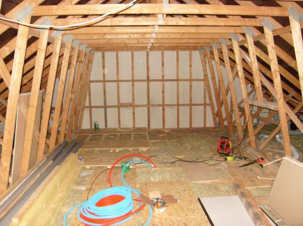 Blog de magicmanu :Aménagement de notre maison, Trémie escalier