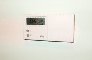 Blog de magicmanu :Aménagement de notre maison, Ajout Thermostat