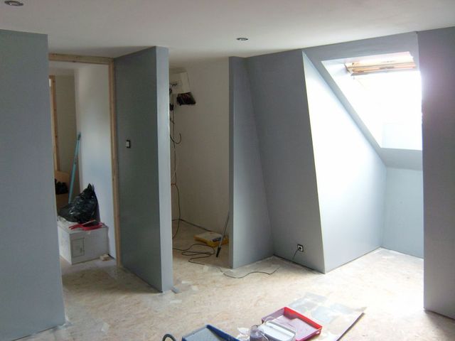 Blog de magicmanu : Aménagement de notre maison, Peinture Chambre (Violet & Gris)