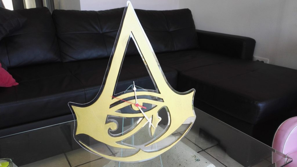 horloge-led-assassins-creed-3